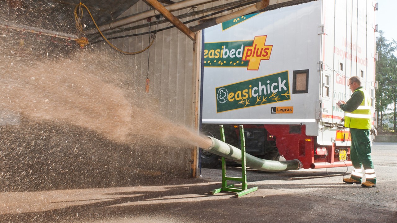 Milestone for Enva’s easichick recycled poultry bedding